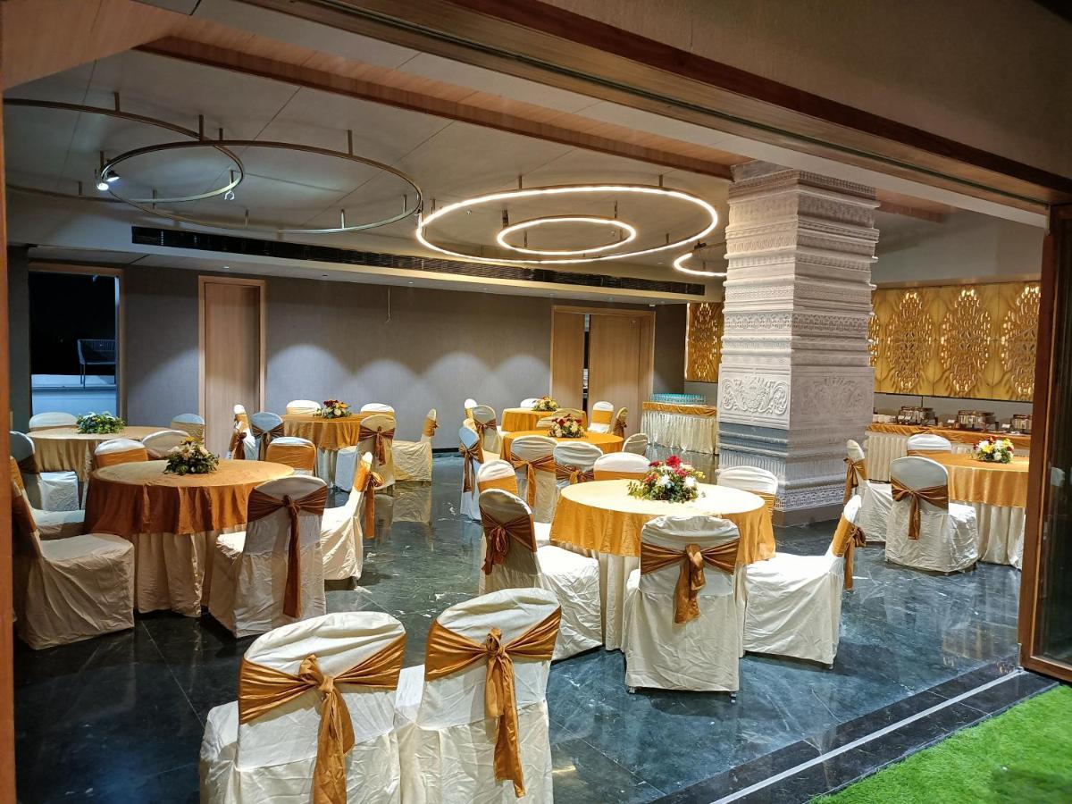 Hotel Bmd The Grand Bhīlwāra Zewnętrze zdjęcie